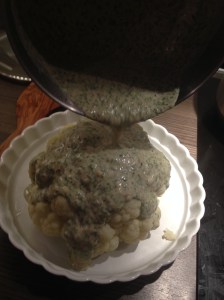 sauce auf den blumenkohl